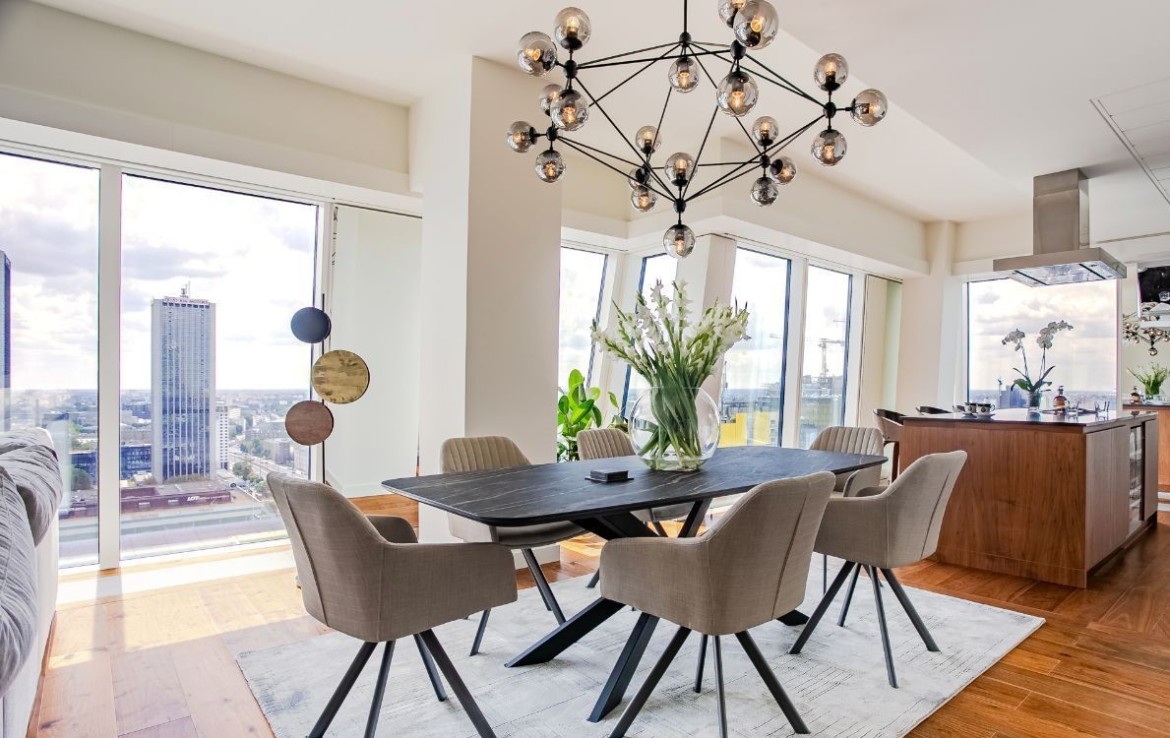 Luxury apartment for rent in Warsaw on Zlota 44 PRIME