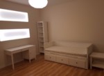 To rent 2-bedroom apartment in Ilumino 6