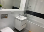 bathroom in apartment to rent gdansk