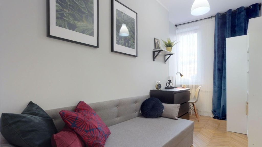 Invest in Poland. Buytolet apartment for sale in Warsaw PRIME